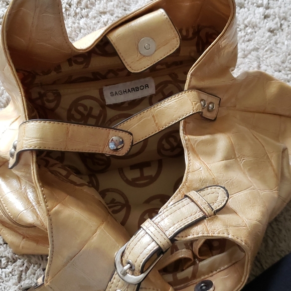 Sag Harbor Goldyellow Large Purse/ - Picture 8 of 12